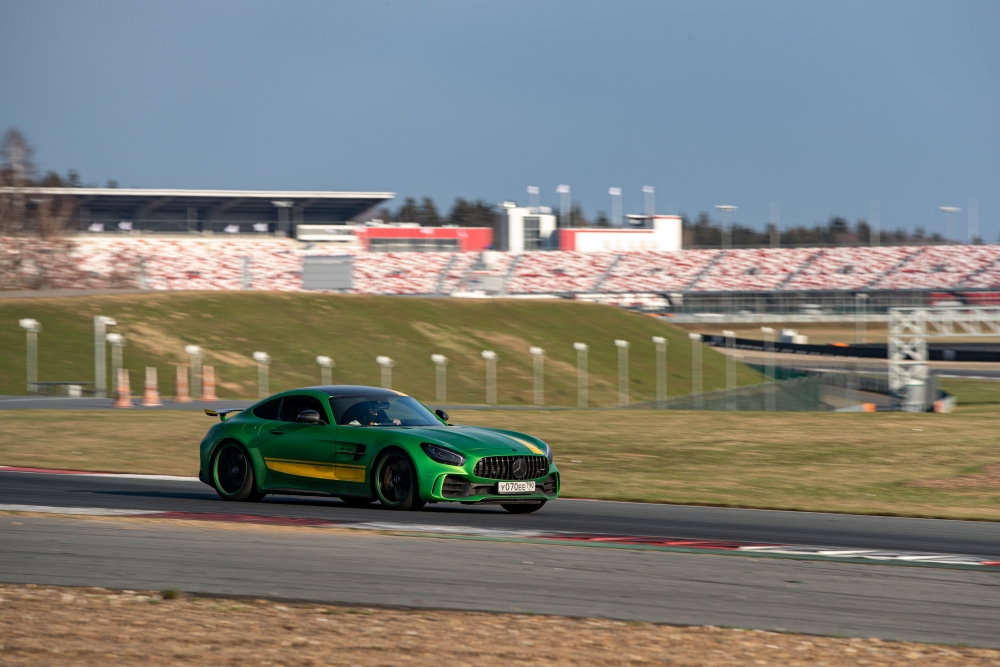 Трек авто. Moscow Raceway 2022. Porsche Cup 2021 Moscow Raceway. Автомобиль для трек дней. Участие в гонках Москва.